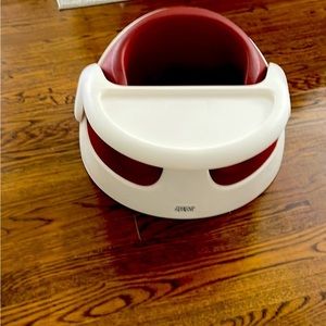 Mama’s and Papa’s Bumbo Seat with Tray